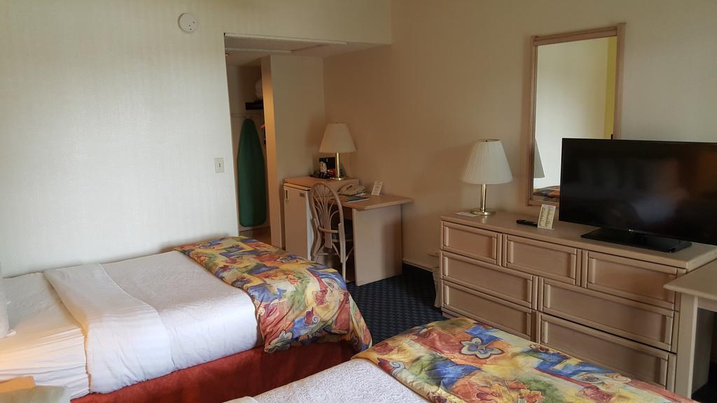 Magnuson Hotel Marina Cove St. Petersburg Extérieur photo